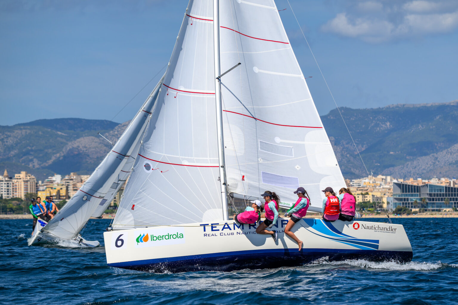 El Balearia del Real Club Náutico de Palma gana en casa la Liga Iberdrola de Vela Femenina